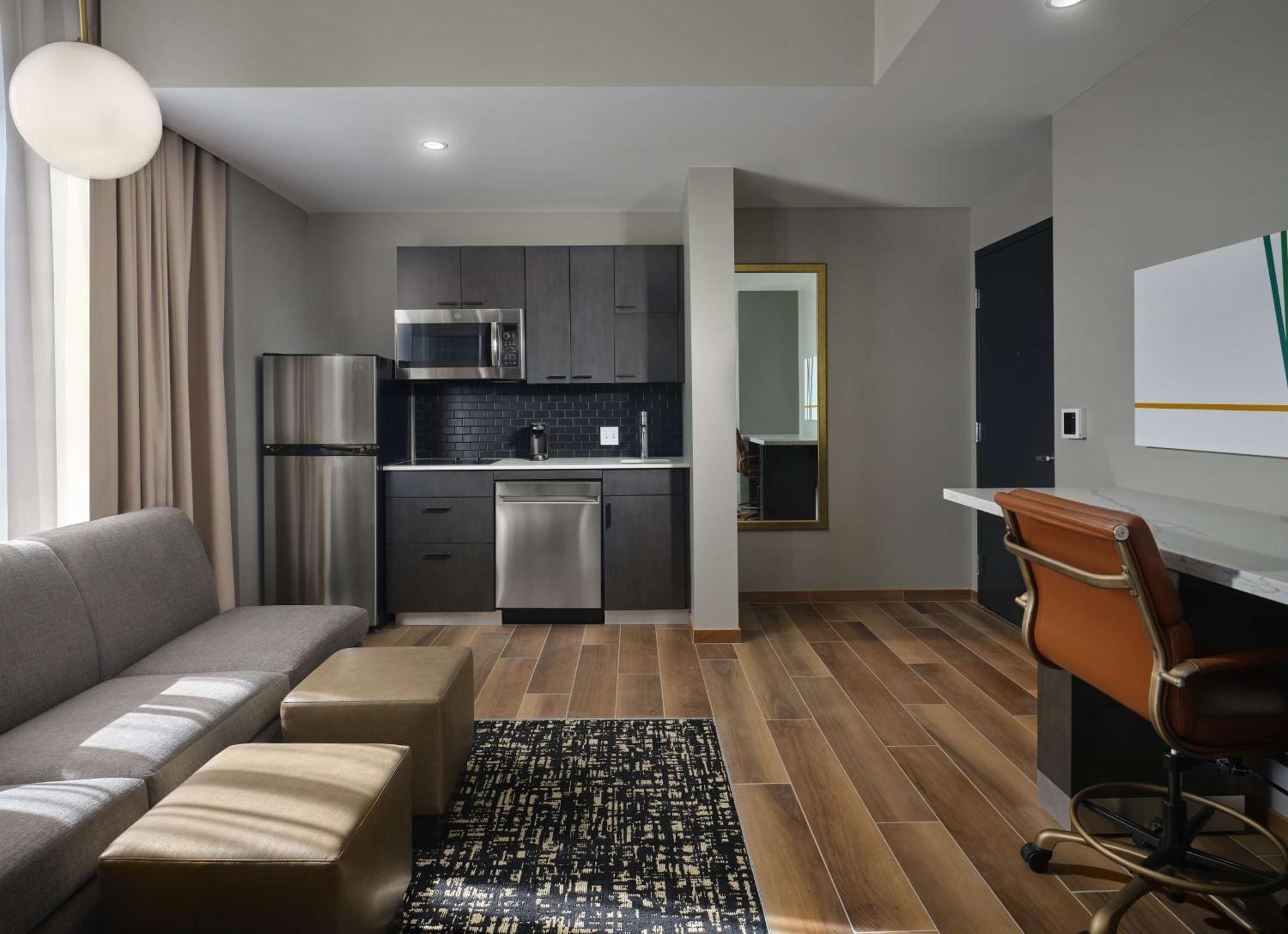 Hyatt House Lax Century Blvd 3* Los Angeles