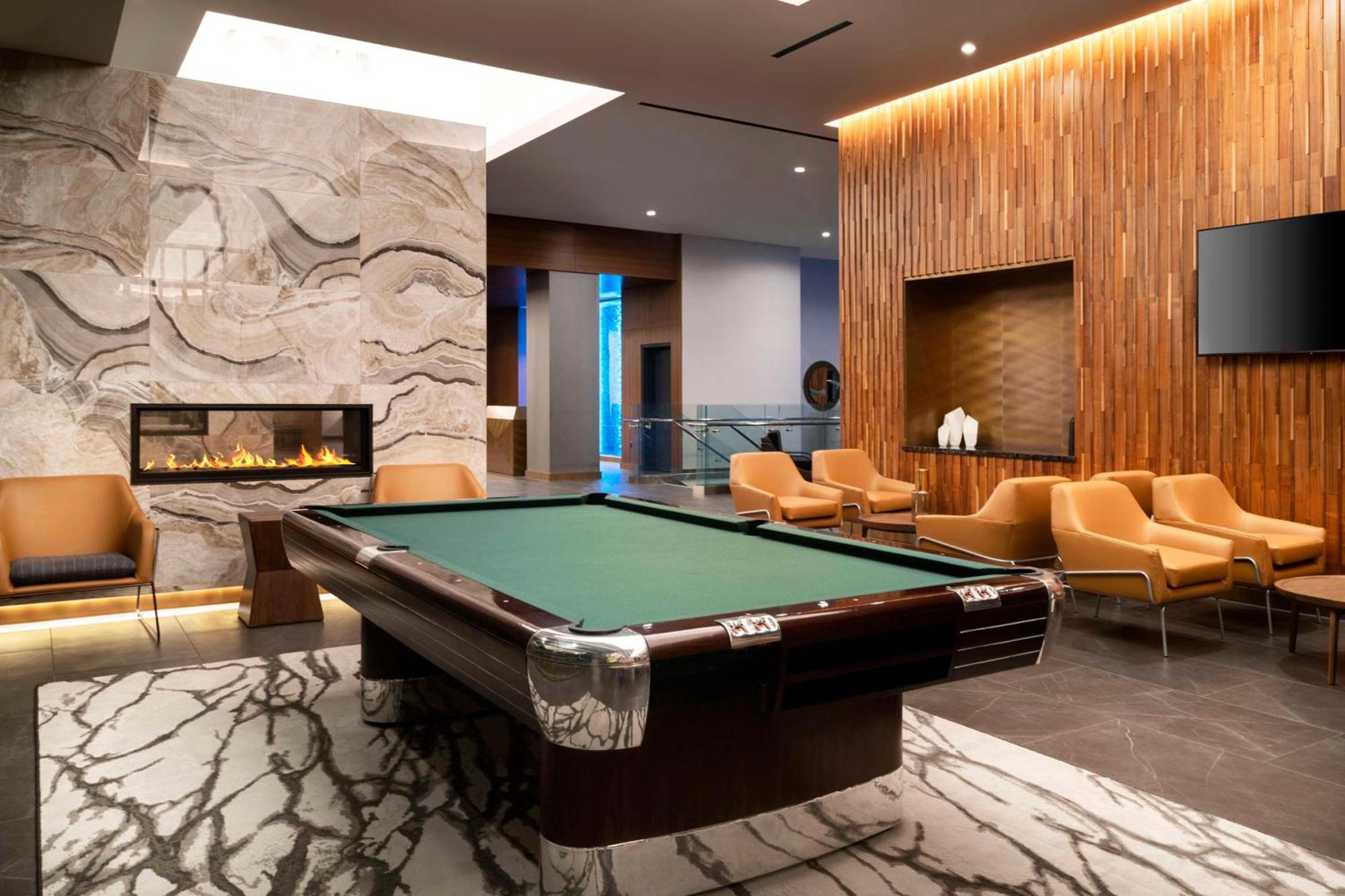 Hyatt House Lax Century Blvd Hotel 3*